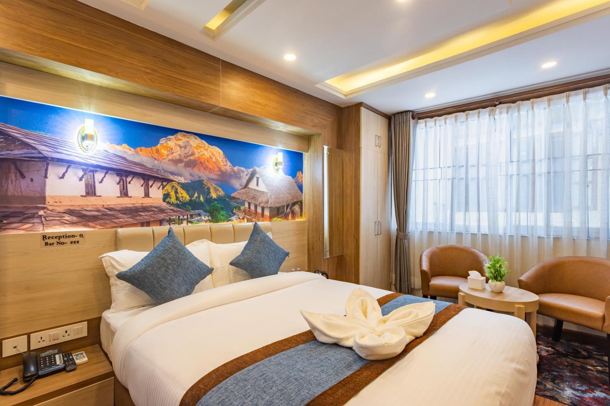 Airport Diana Hotel Kathmandu Bagian luar foto