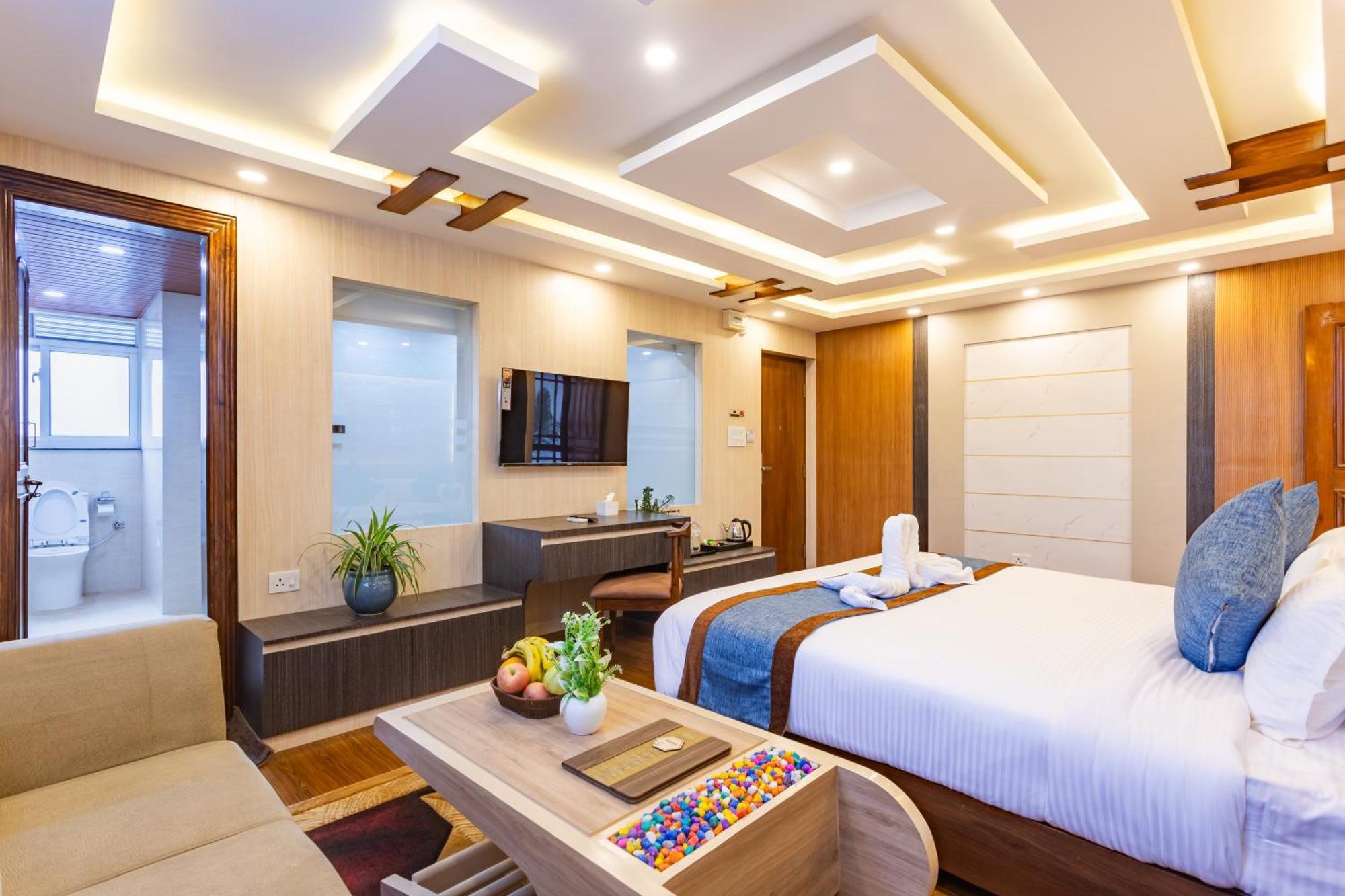 Airport Diana Hotel Kathmandu Bagian luar foto